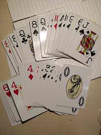 Карты игральные .покерные 