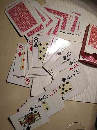 Карты игральные .покерные 