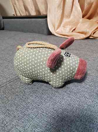 Игрушка свинья 