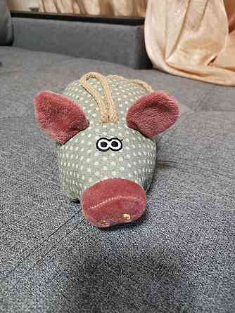 Игрушка свинья 