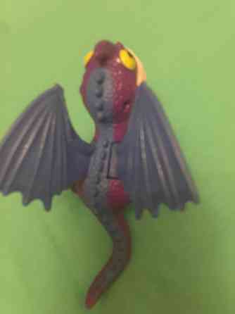 Дракон игрушка для детей настольный 