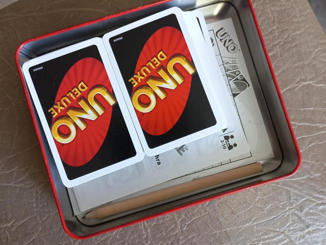 Настольная игра UNO Deluxe  - изображение 2