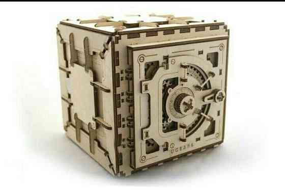 3D конструктор Ugears Сейф. Новый в упаковке. 