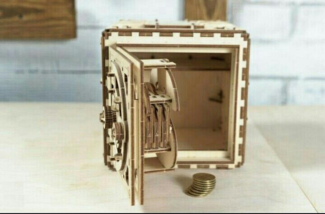 3D конструктор Ugears Сейф. Новый в упаковке.  - изображение 3