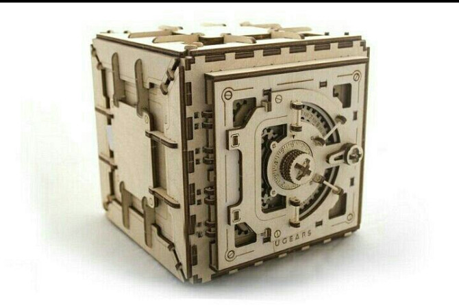 3D конструктор Ugears Сейф. Новый в упаковке.  - изображение 4