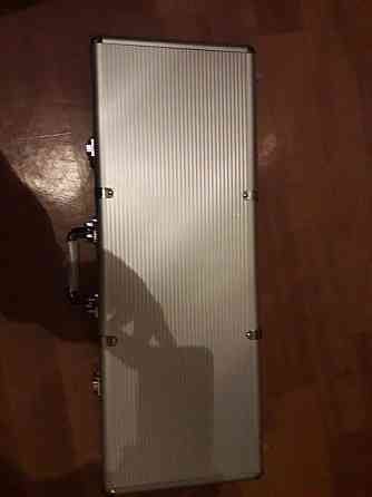 Набор для покера 300 фишек с номиналом 