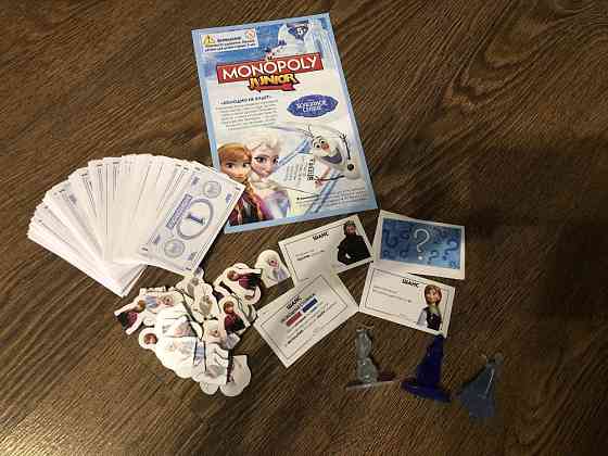 Продам монополию «холодное сердце» 