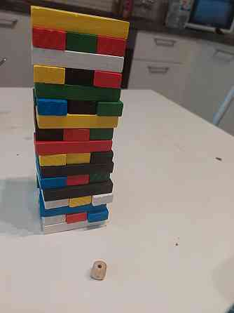 Настольная игра дженга 