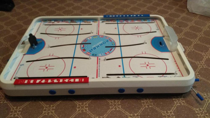 Настольная игра хоккей без игроков  - изображение 2