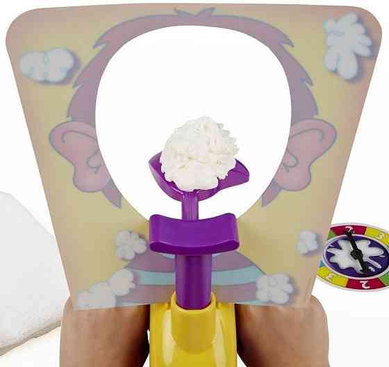 Игра настольная Hasbro "Пирог в лицо" 