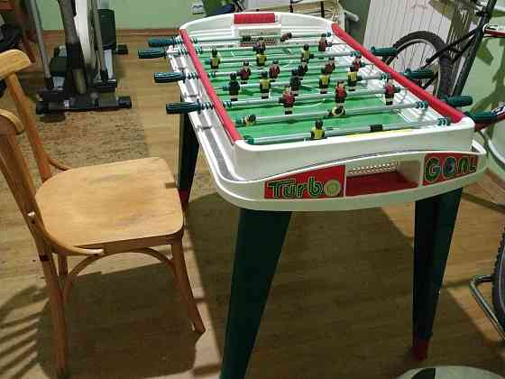 Кикер (настольный футбол) 