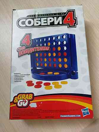 Игра "Собери 4" от Hasbro 