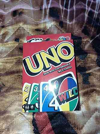 Настольную игру uno 