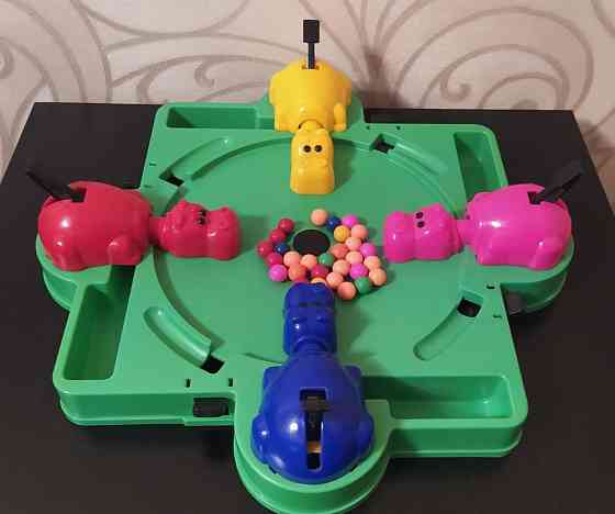 Игра "Голодные бегемотики" 