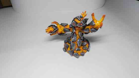 Лавовый элементаль миниатюра d&d 28mm фигурка 28мм 