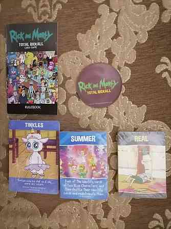 Настольная игра Рик и Морти: Всмортить всё 