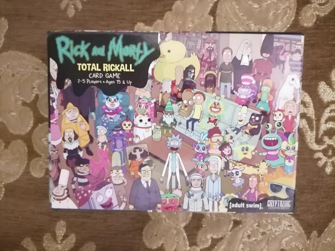Настольная игра Рик и Морти: Всмортить всё  - изображение 1