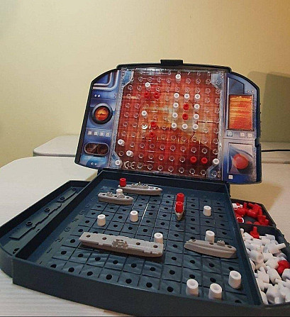 настольная игра "морской бой" от hasbro  - изображение 2