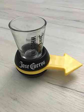 Игра в бутылочку - спинер 