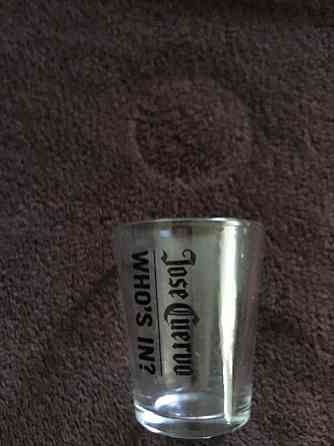 Игра в бутылочку - спинер 