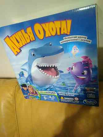 Hasbro Games Настольная игра "Акулья охота" 