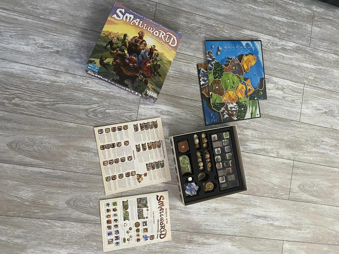 Настольная игра Small world / Маленький мир  - изображение 2