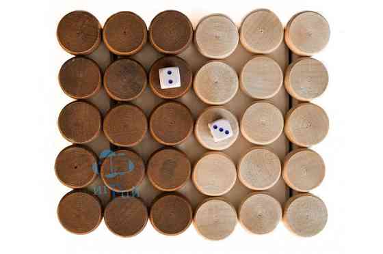 Фишки для нард средние с кубиками 23 мм 