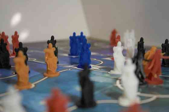 Набор миниатюр к игре Тираны подземья/Tyrants of t 