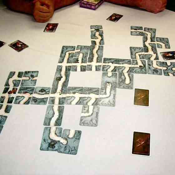 Настольная игра Гномы вредители (саботёр). 