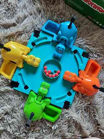 голодные бегемотики hasbro 