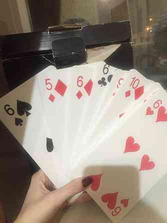 Новый игральный набор карты красный куб 