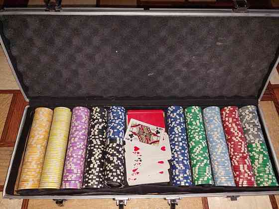 Набор для покера 500 фишек в кейсе б/у 