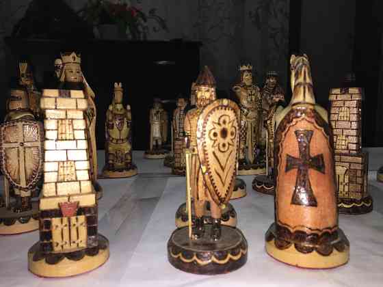 Шахматные фигуры 