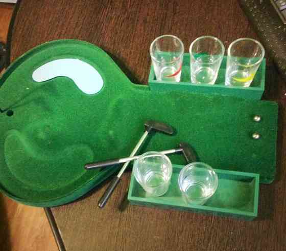 Настольная игра Пьяный гольф игра для компании 18+ 