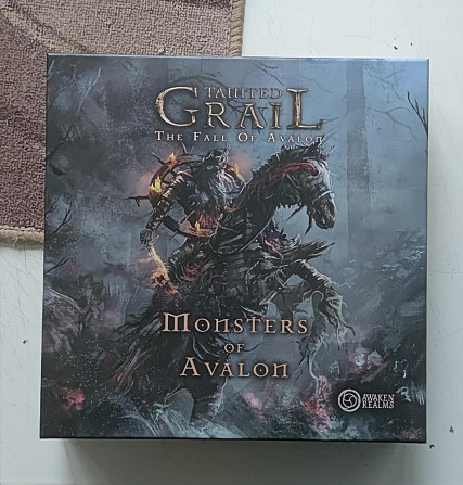 Оскверненный Грааль Монстры Авалона  - изображение 1