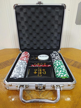 Набор для покера глянцевый на 100 фишек  - изображение 1