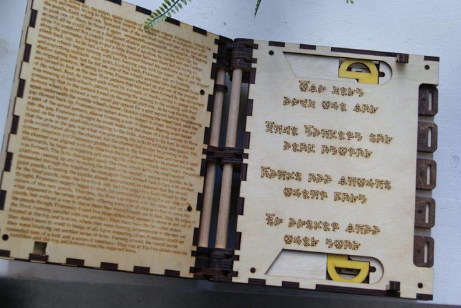 Деревянная книга-гловоломка Codex Silenda Gracilis  - изображение 3
