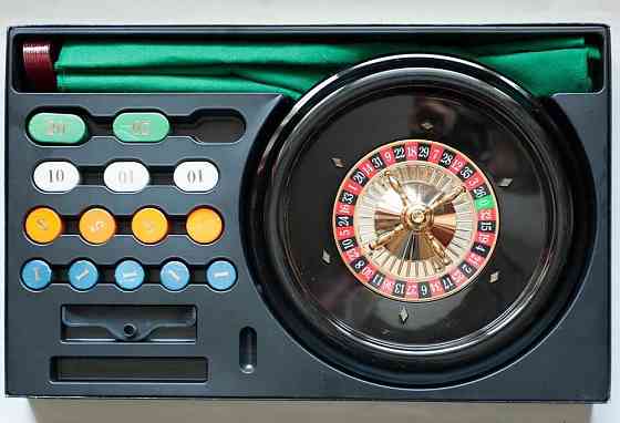 Настольная игра Рулетка, изготовлено в Италии 