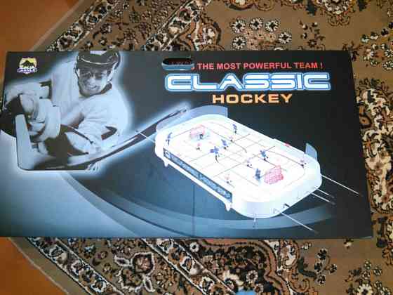 Настольный хоккей 