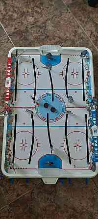 Настольный хоккей 