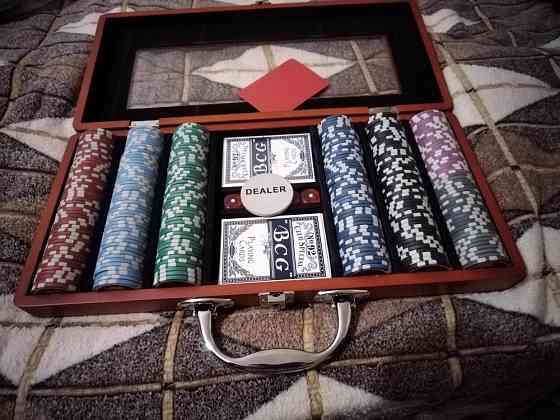 Набор для покера 300 фишек 