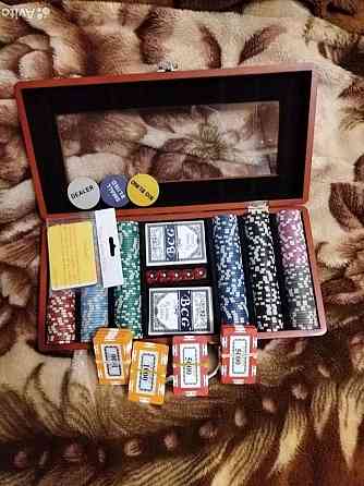 Набор для покера 300 фишек 