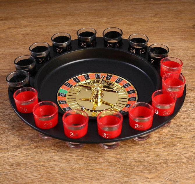 Настольные игры «пьяная рулетка» 16 стопок  - изображение 1