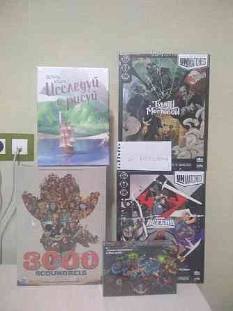 Фигурка алисы покрашена 