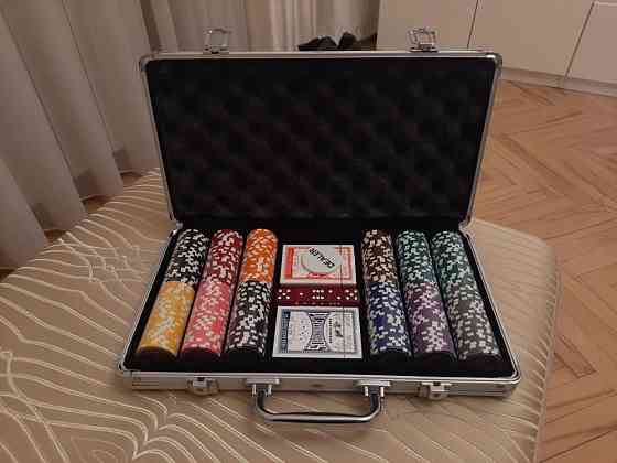 Покерный набор 300 фишек 