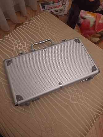 Покерный набор 300 фишек 