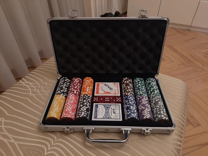 Покерный набор 300 фишек  - изображение 1
