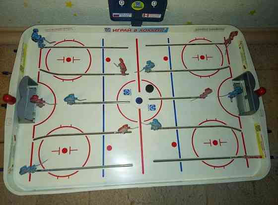 Настольный хоккей 