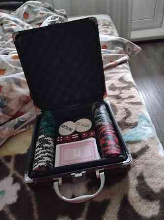 Кейс с покером 