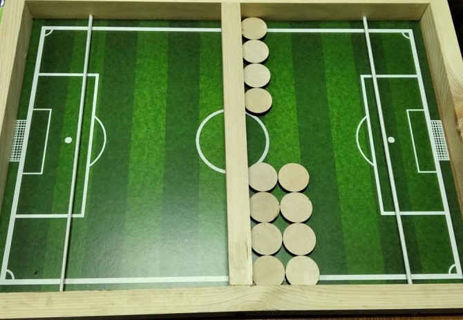Игра вышибалы (футбольное поле)  - изображение 1